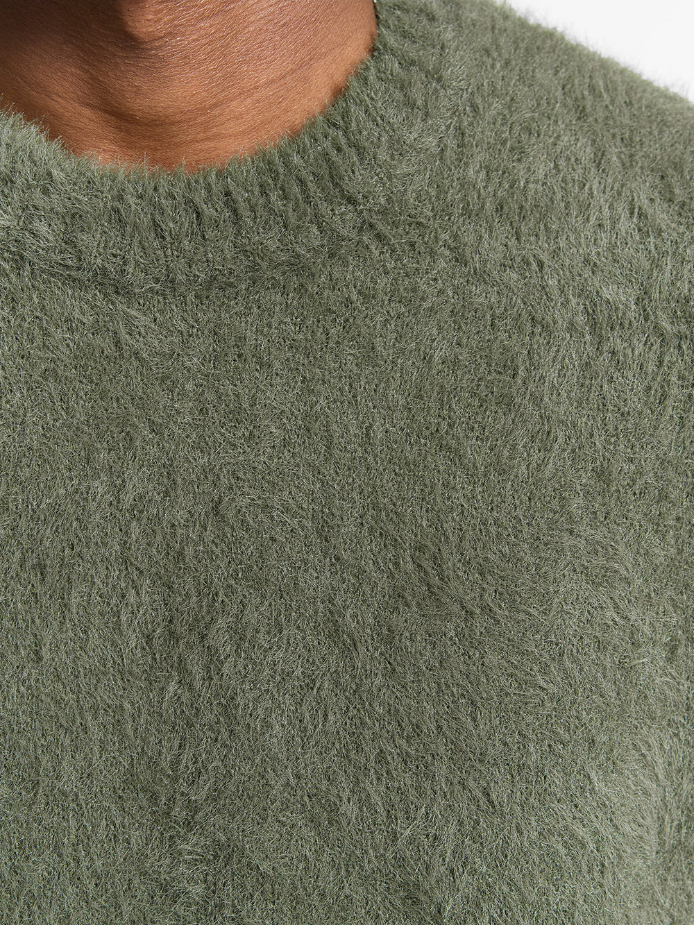 RETERNITY - ESSENTIAL FURRY KNIT SWEATER