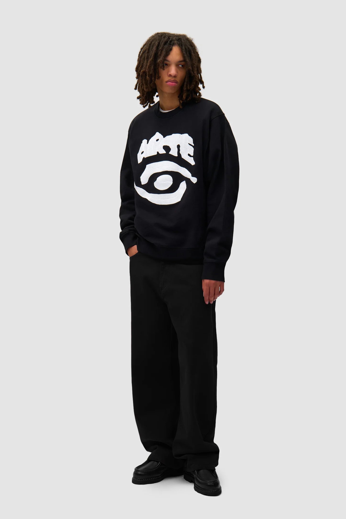 ARTE - BACK POCKET GRAPHIC PANTS