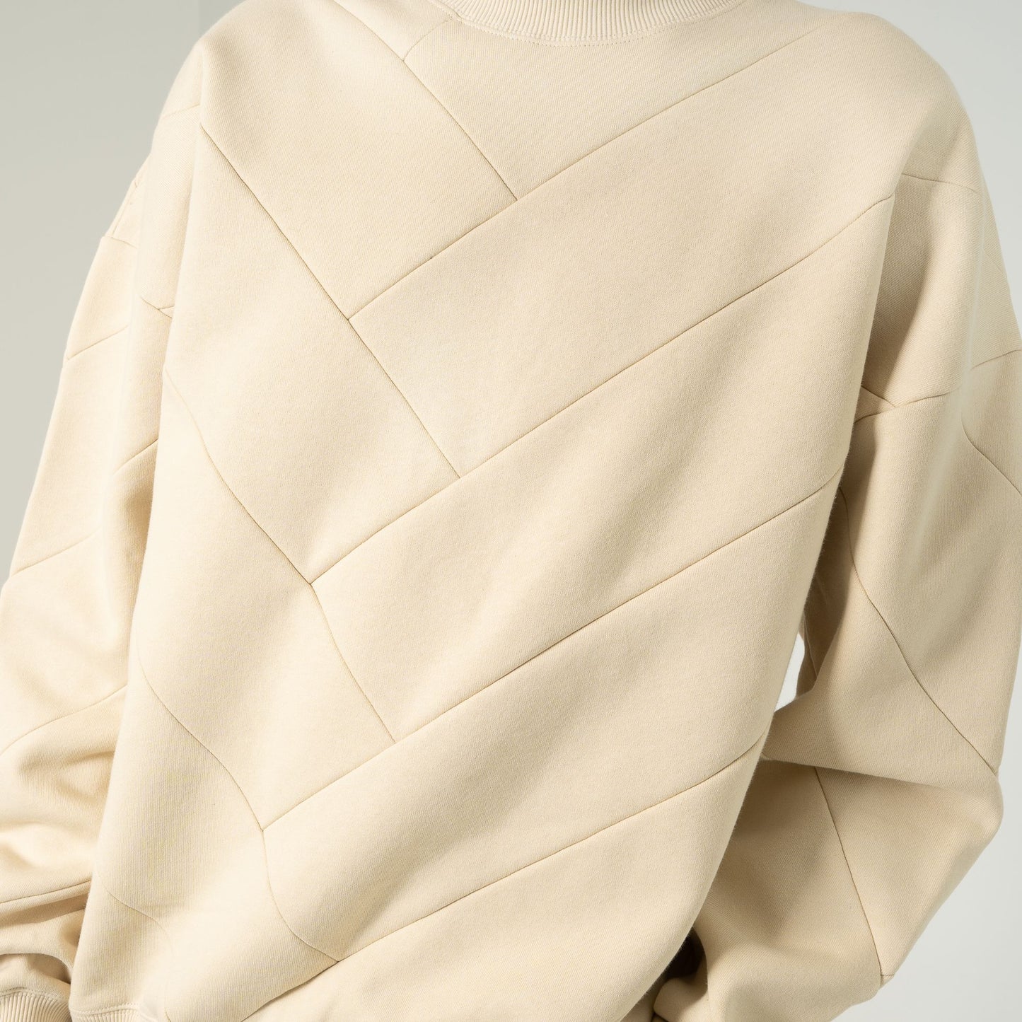 IUTER - PARQUET CREWNECK