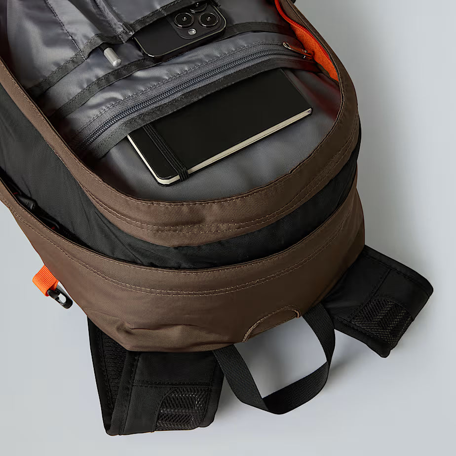 THE NORTH FACE - HOT SHOT BACKPACK