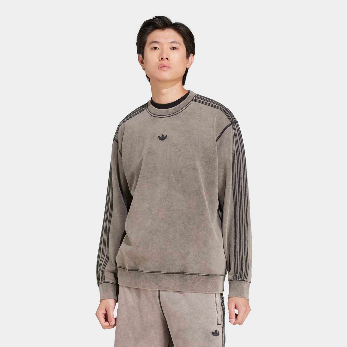ADIDAS ORIGINALS - PREMIUM ESSENTIALS RETRO WASHED CREW SWEATSHIRT