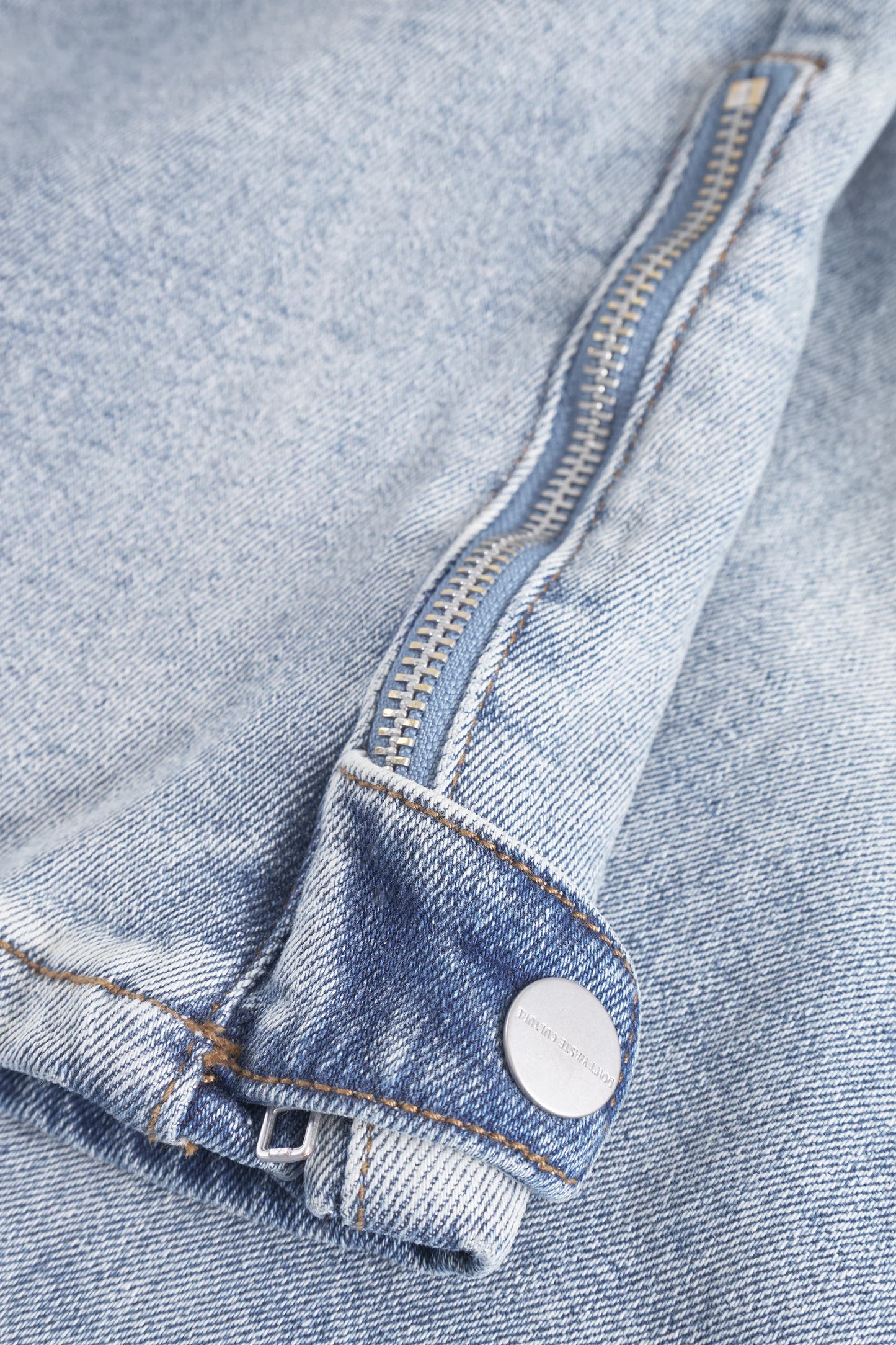 DON'T WASTE CULTURE - LUCIANA JEANS