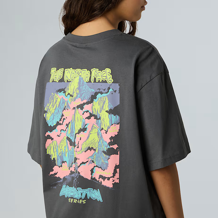 THE NORTH FACE - EXPEDITION CELEBRATION OVERSIZED TEE