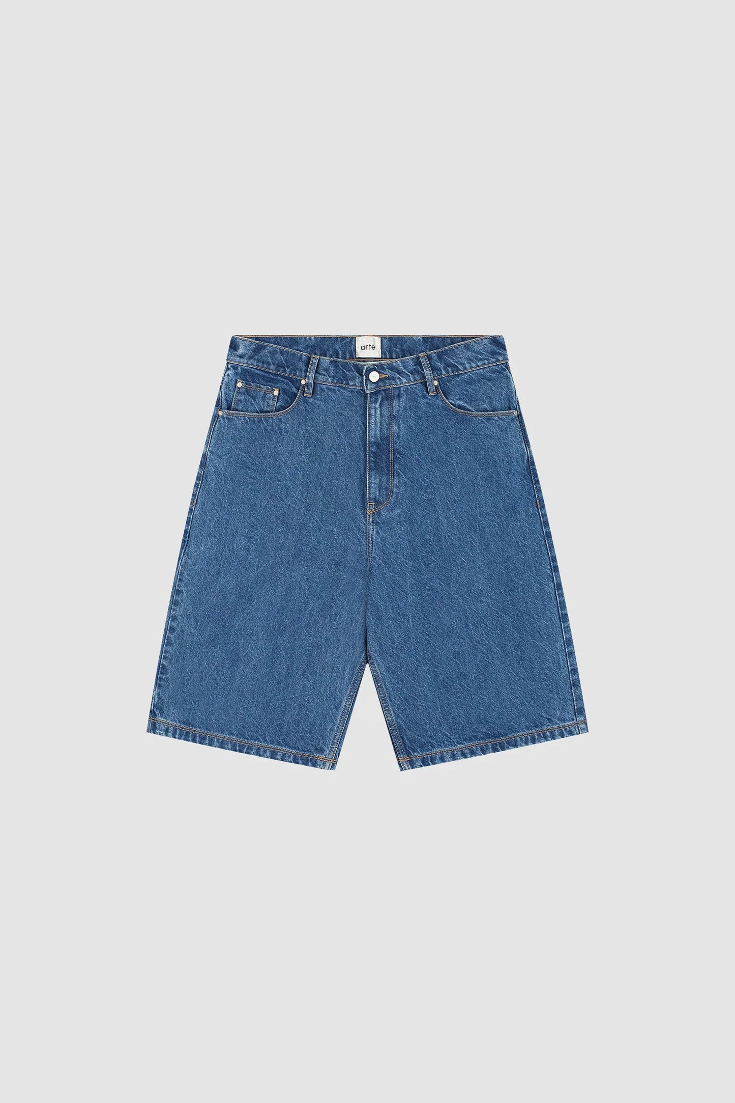 ARTE - ROUND POCKET DENIM SHORTS