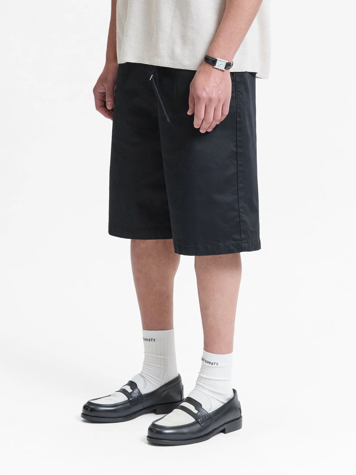 RETERNITY - PLEATED CHINO SHORTS