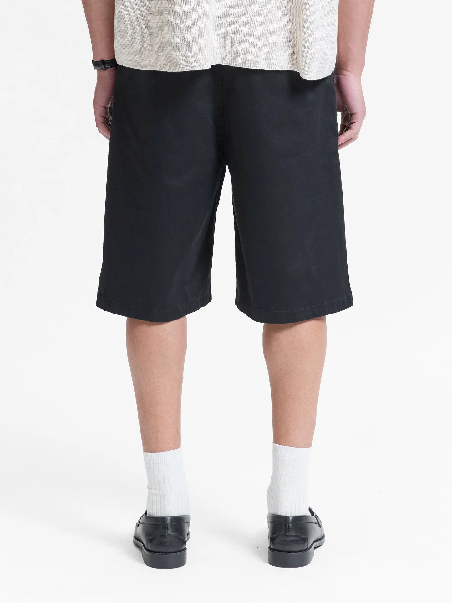 RETERNITY - PLEATED CHINO SHORTS