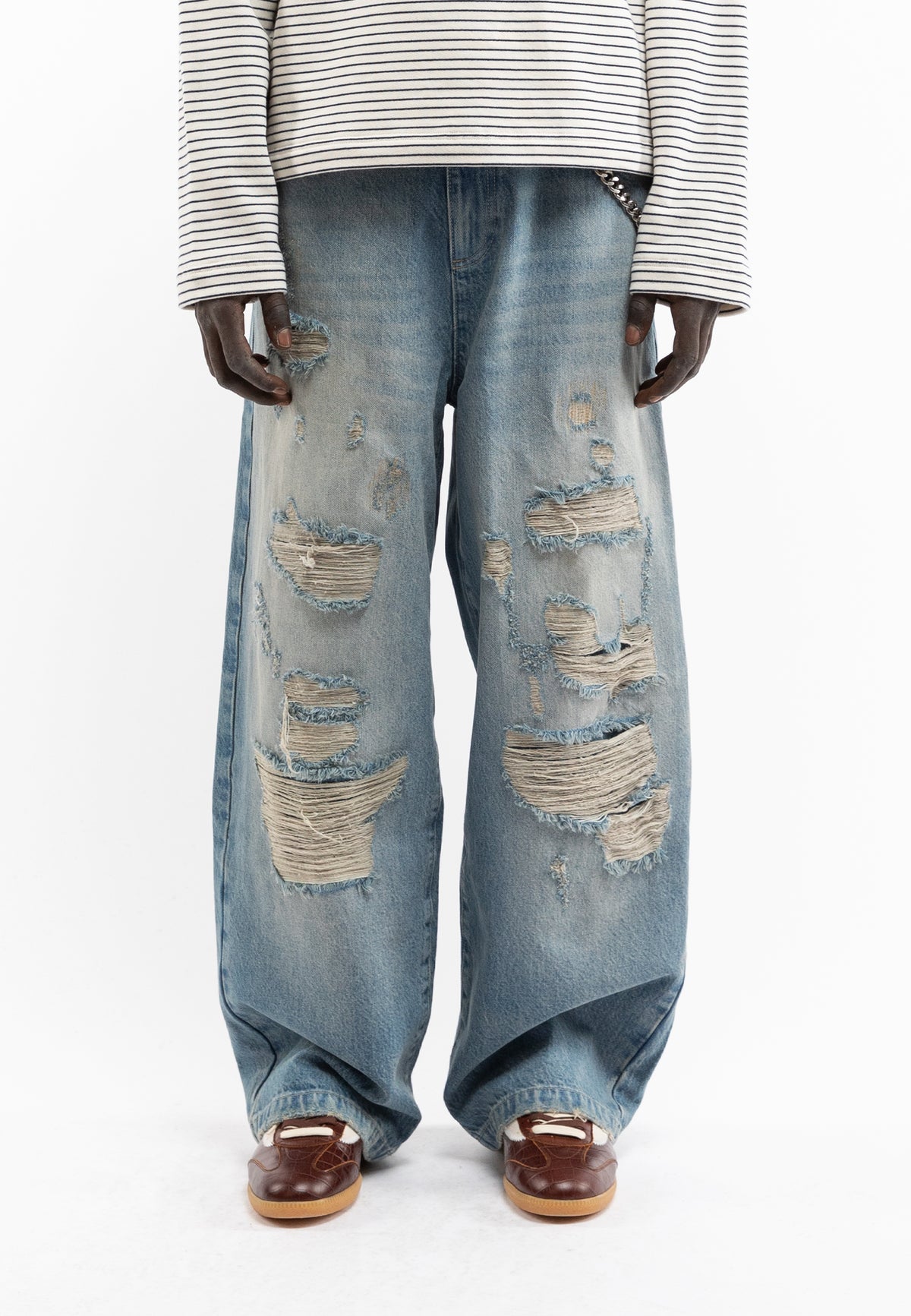 RETERNITY - DISTRESSED BAGGY DENIM