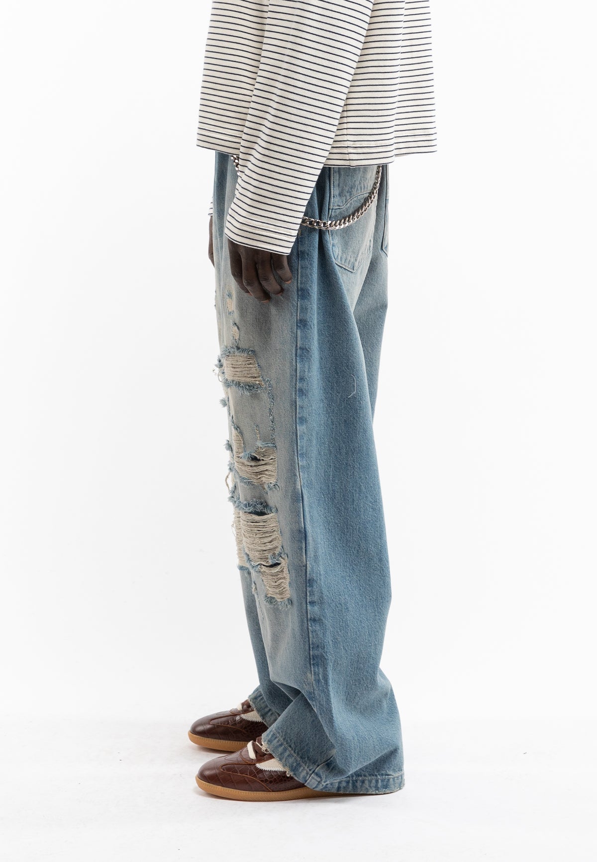 RETERNITY - DISTRESSED BAGGY DENIM