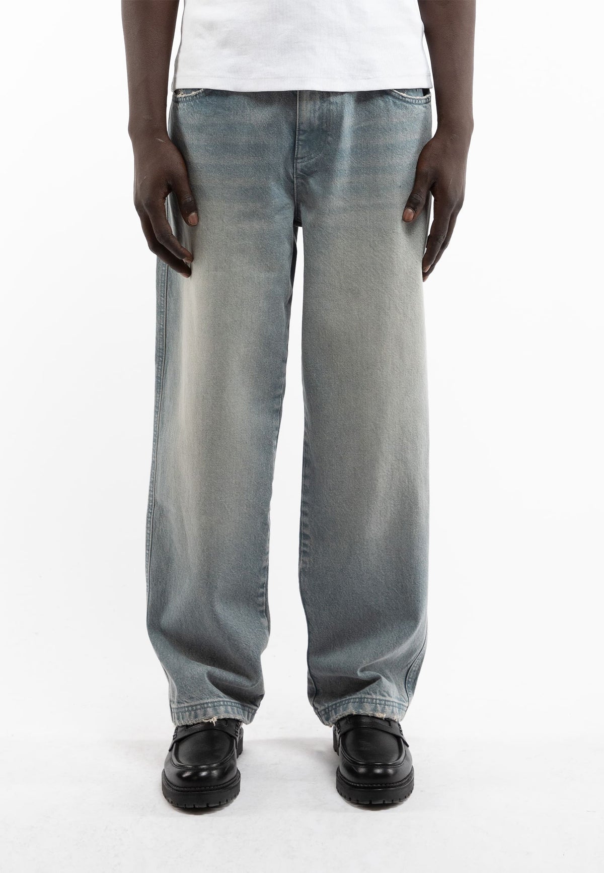 RETERNITY - ESSENTIAL STRAIGHT FIT DENIM