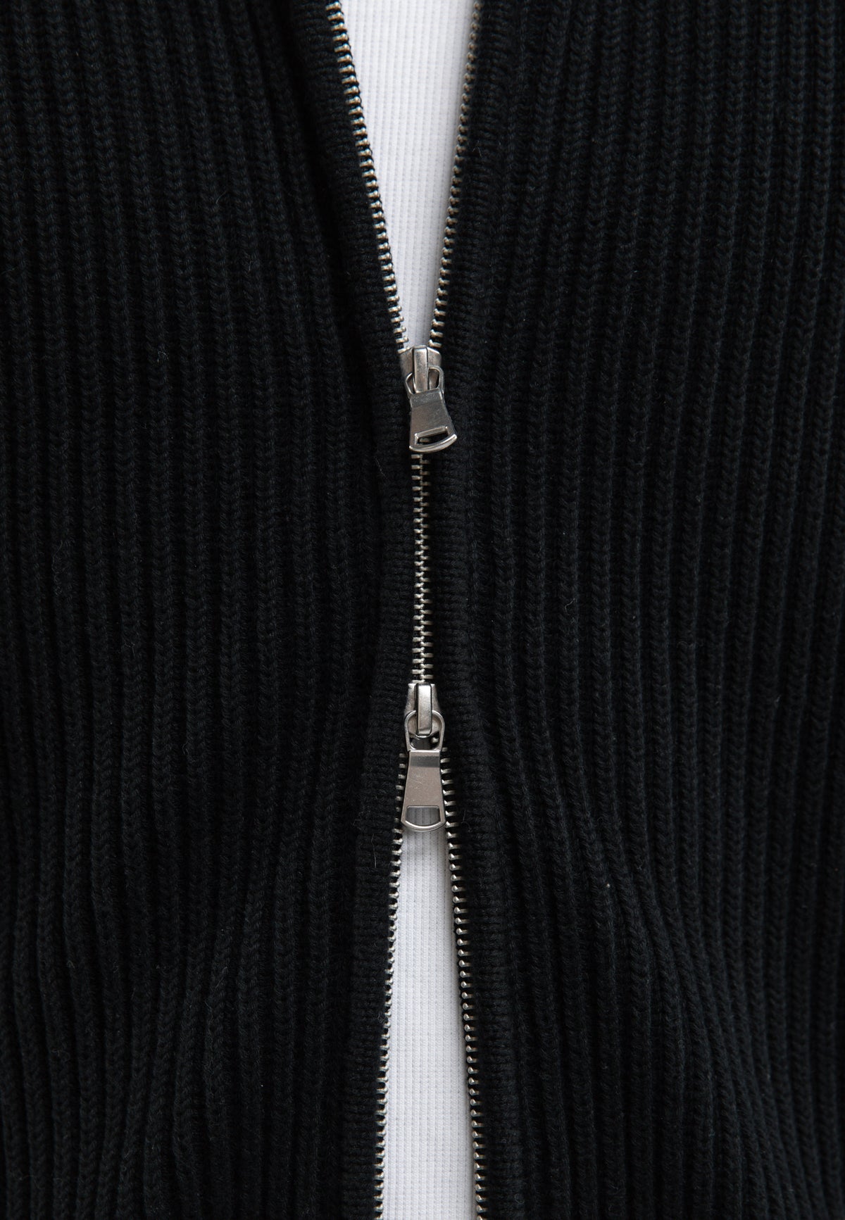 RETERNITY - L’ATELIER LINE KNIT ZIPPER