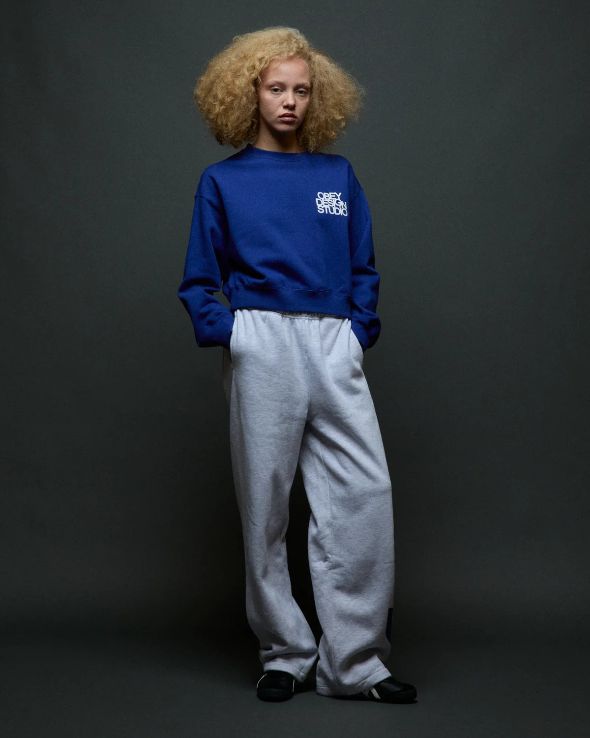 OBEY - OBEY DESIGN STUDIO CROPPED CREWNECK