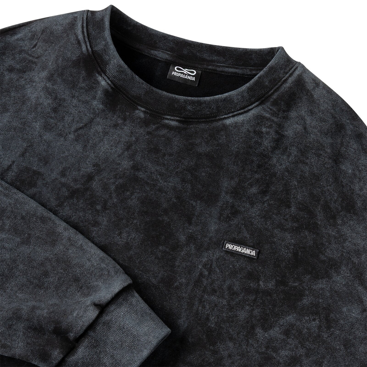 PROPAGANDA - WOMAN BOX LOGO CREWNECK