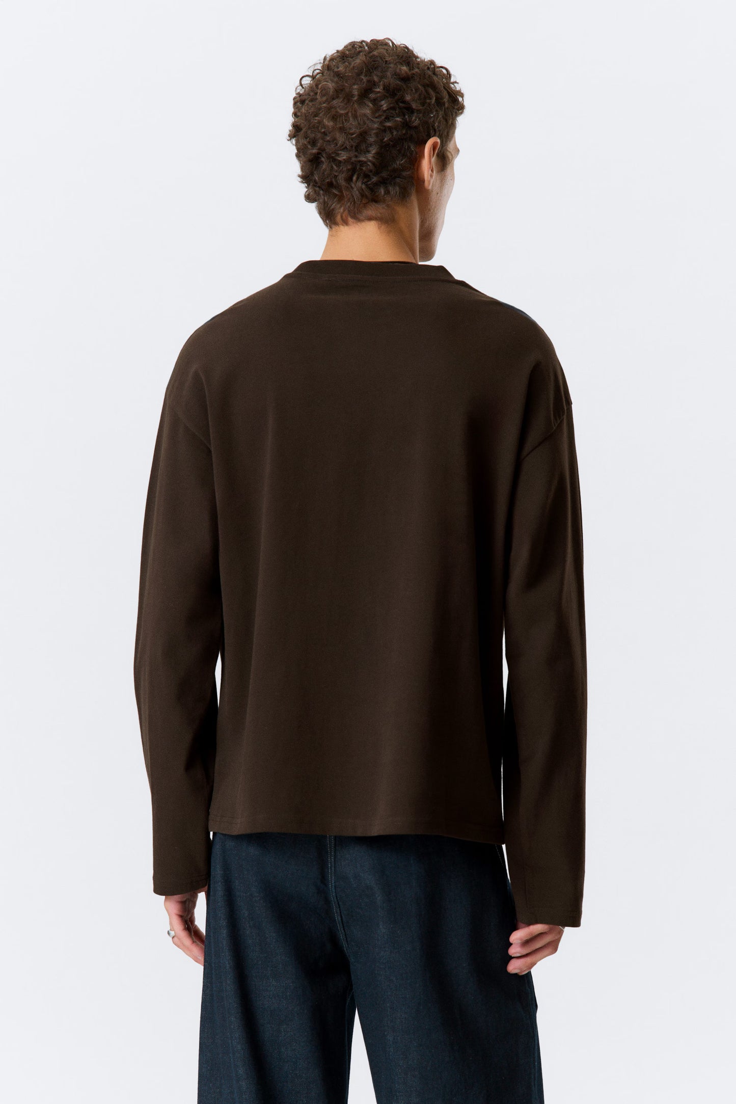 WEEKDAY - LOOSE BOXY LONG-SLEEVED T-SHIRT