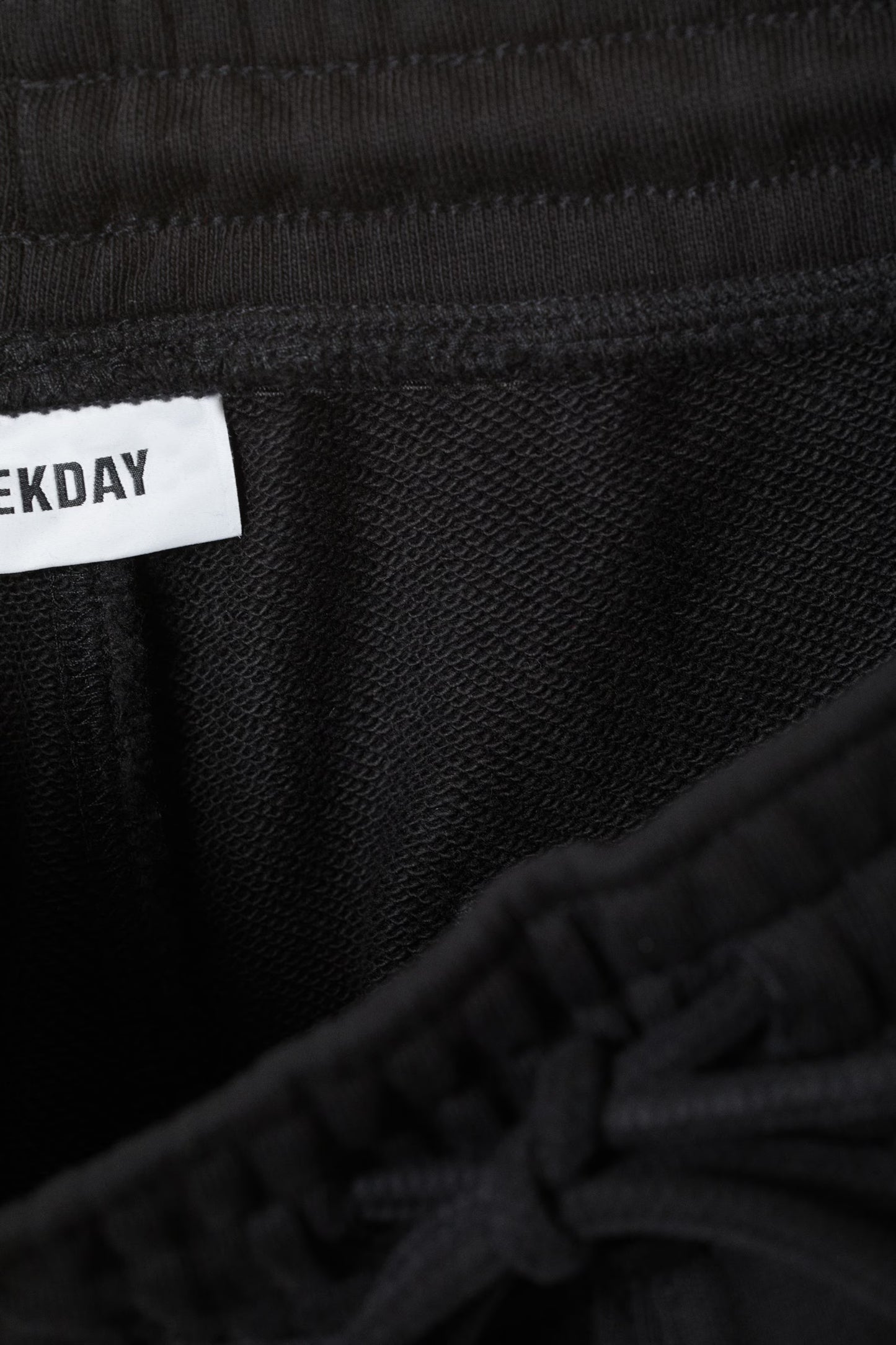 WEEKDAY - ASTRO LOOSE TERRY SWEATPANTS
