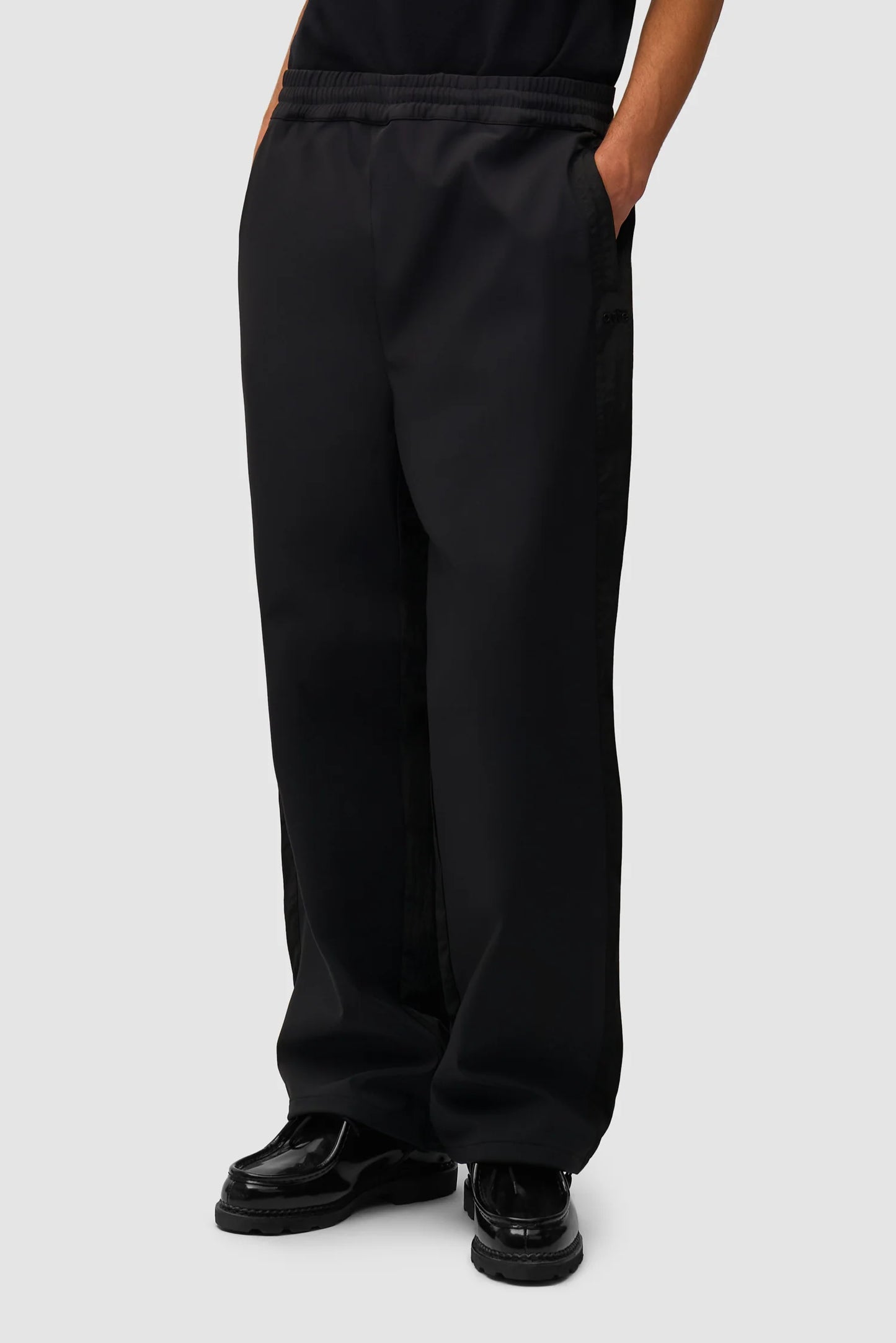 ARTE - NYLON TRACK PANT