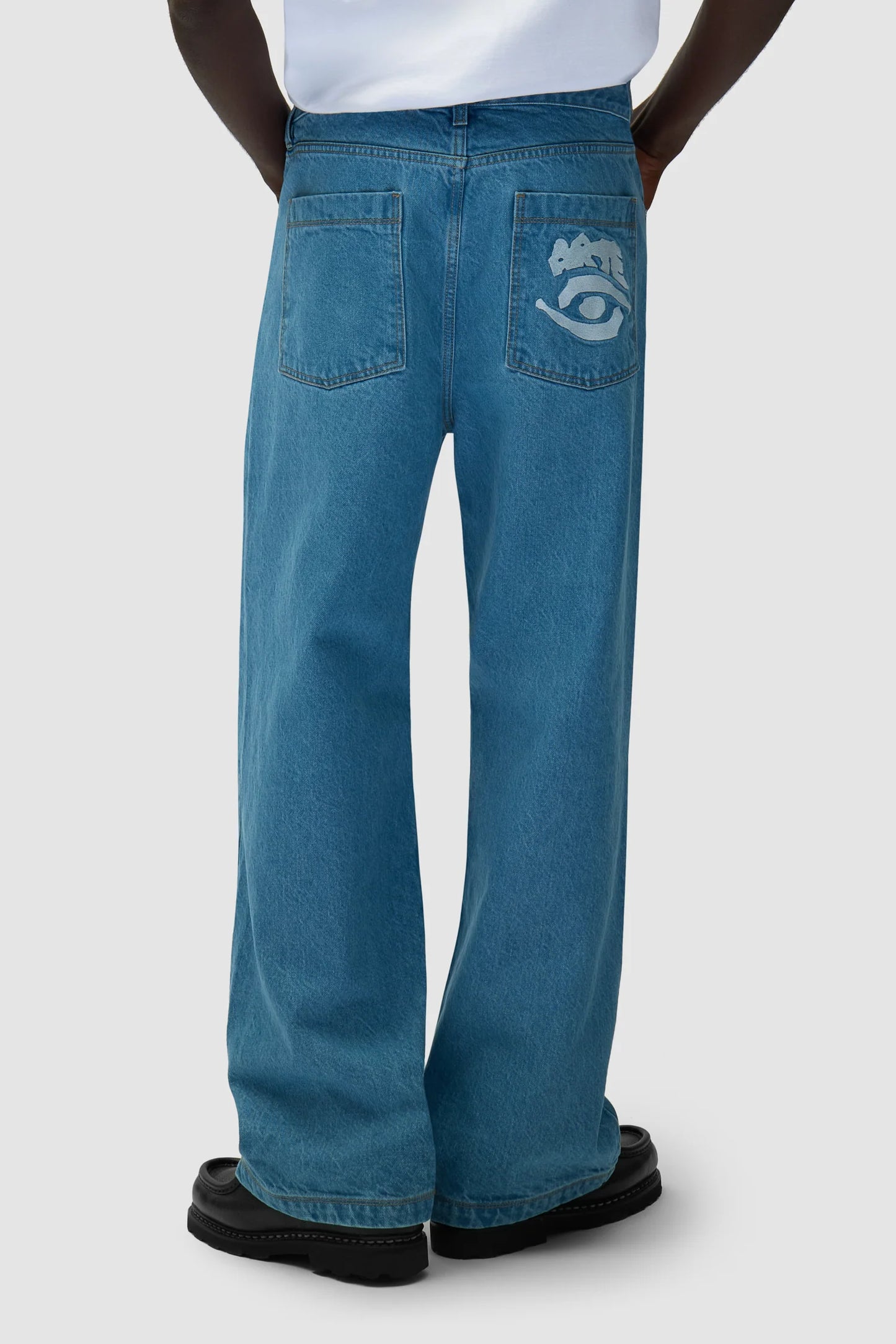 ARTE - BACK POCKET GRAPHIC PANTS