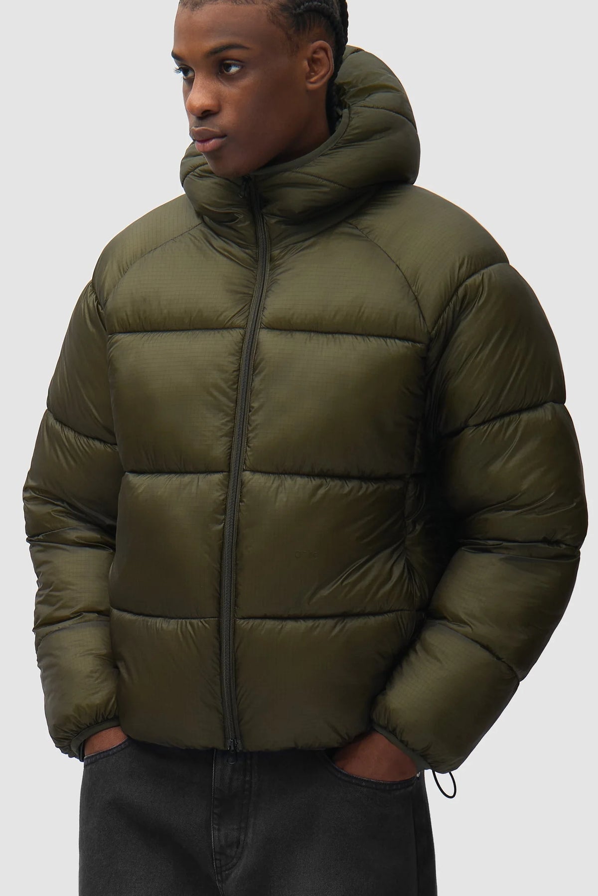 ARTE - RIPSTOP HOODED PUFFER JACKET
