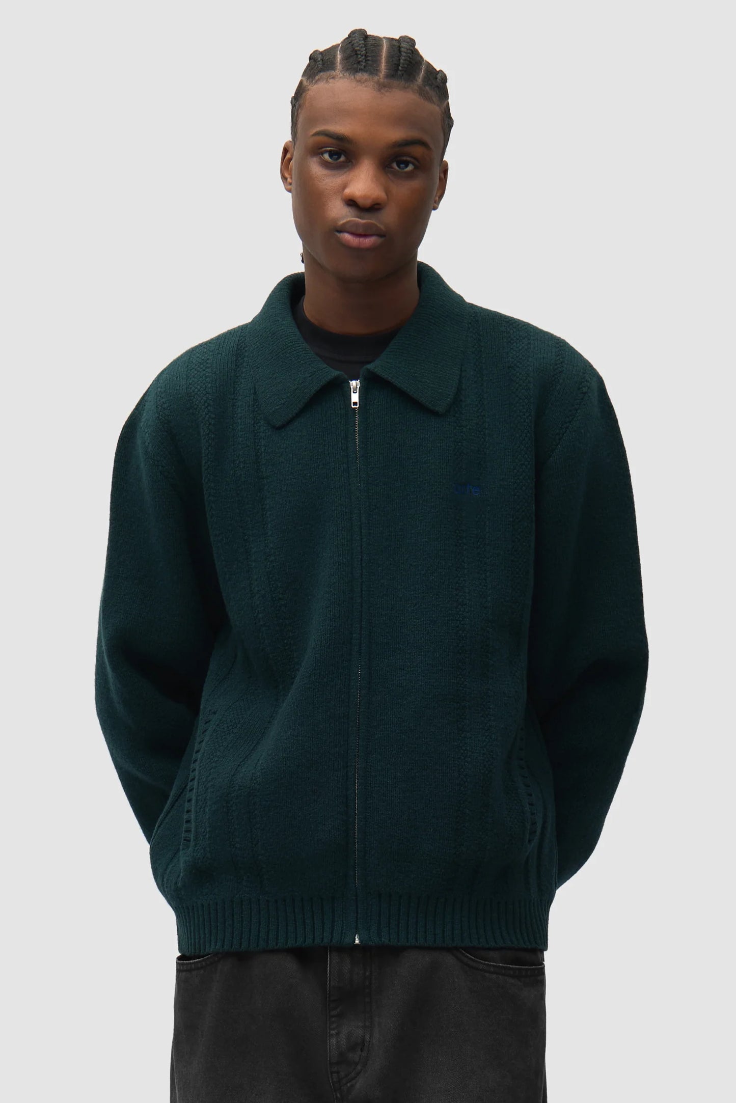 ARTE - CABLE KNIT ZIP CARDIGAN