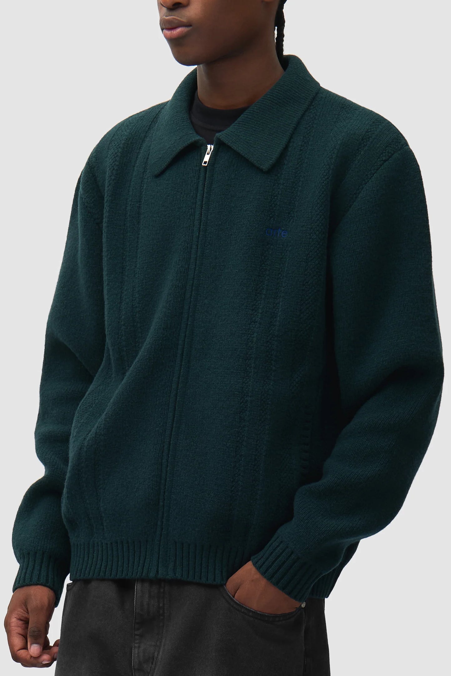 ARTE - CABLE KNIT ZIP CARDIGAN