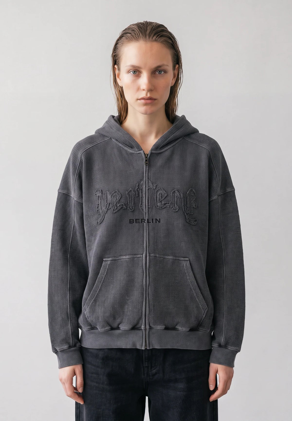 VERTERE - STONE LOGO ZIP HOODIE
