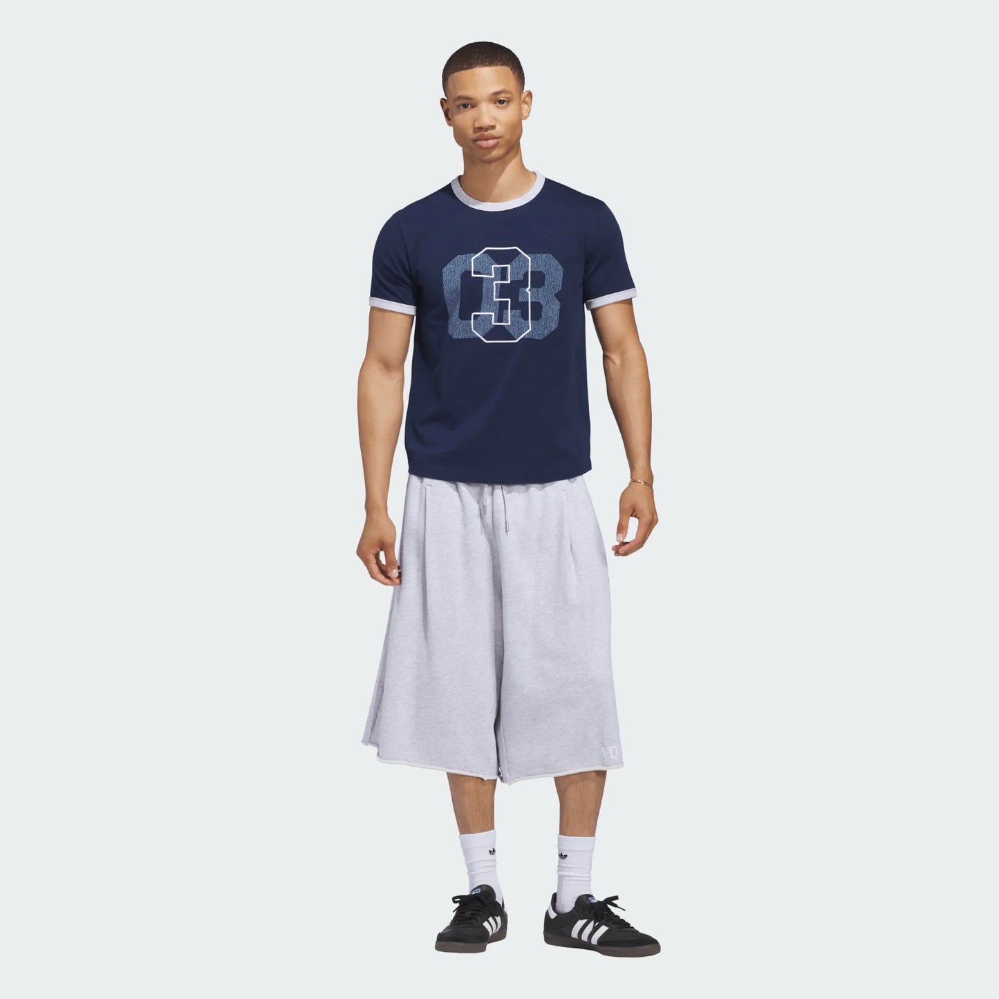 ADIDAS ORIGINALS - GRAPHIC SWEATSHORT