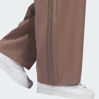 ADIDAS ORIGINALS - WOVEN BARREL PANT