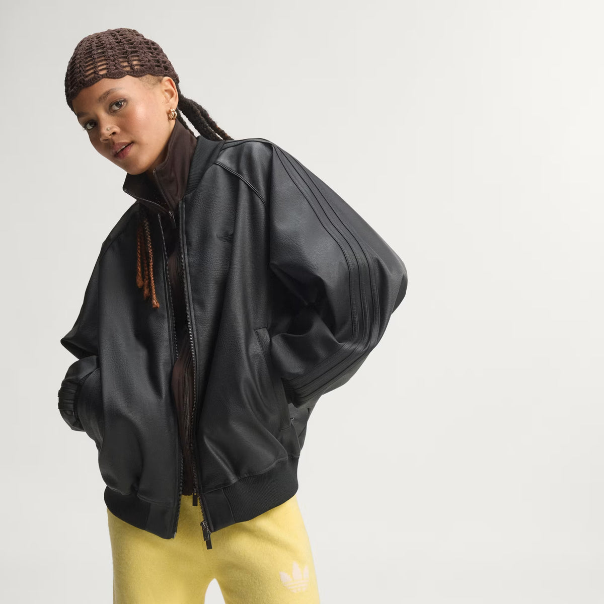 ADIDAS ORIGINALS - PLEATHER SST OVERSIZED TRACK TOP