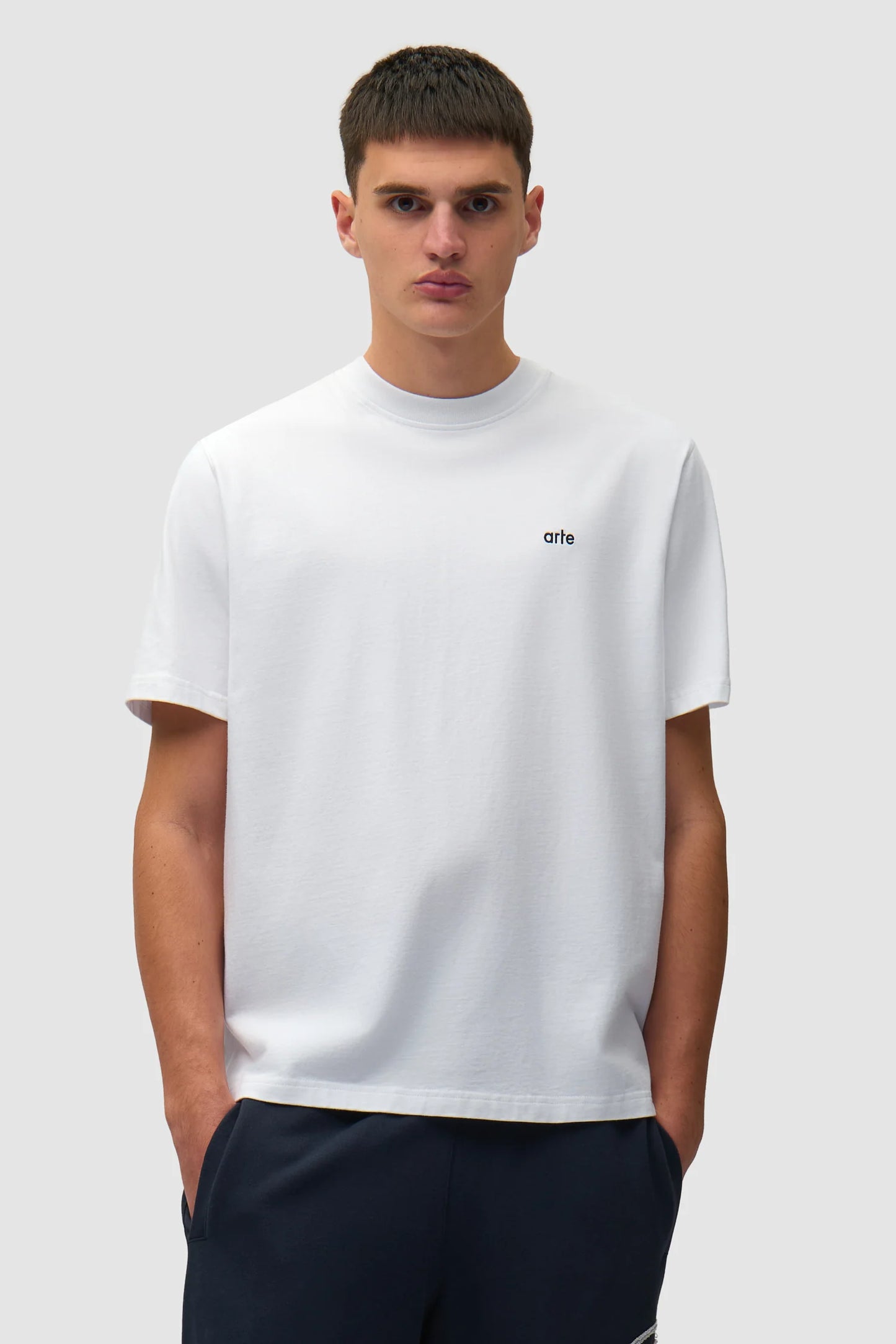 ARTE - BACK GRAPHIC T-SHIRT