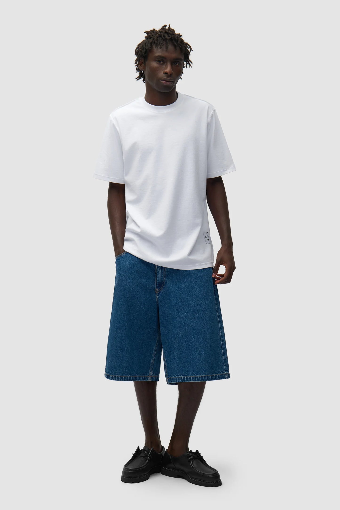 ARTE - REVERSIBLE LABEL T-SHIRT