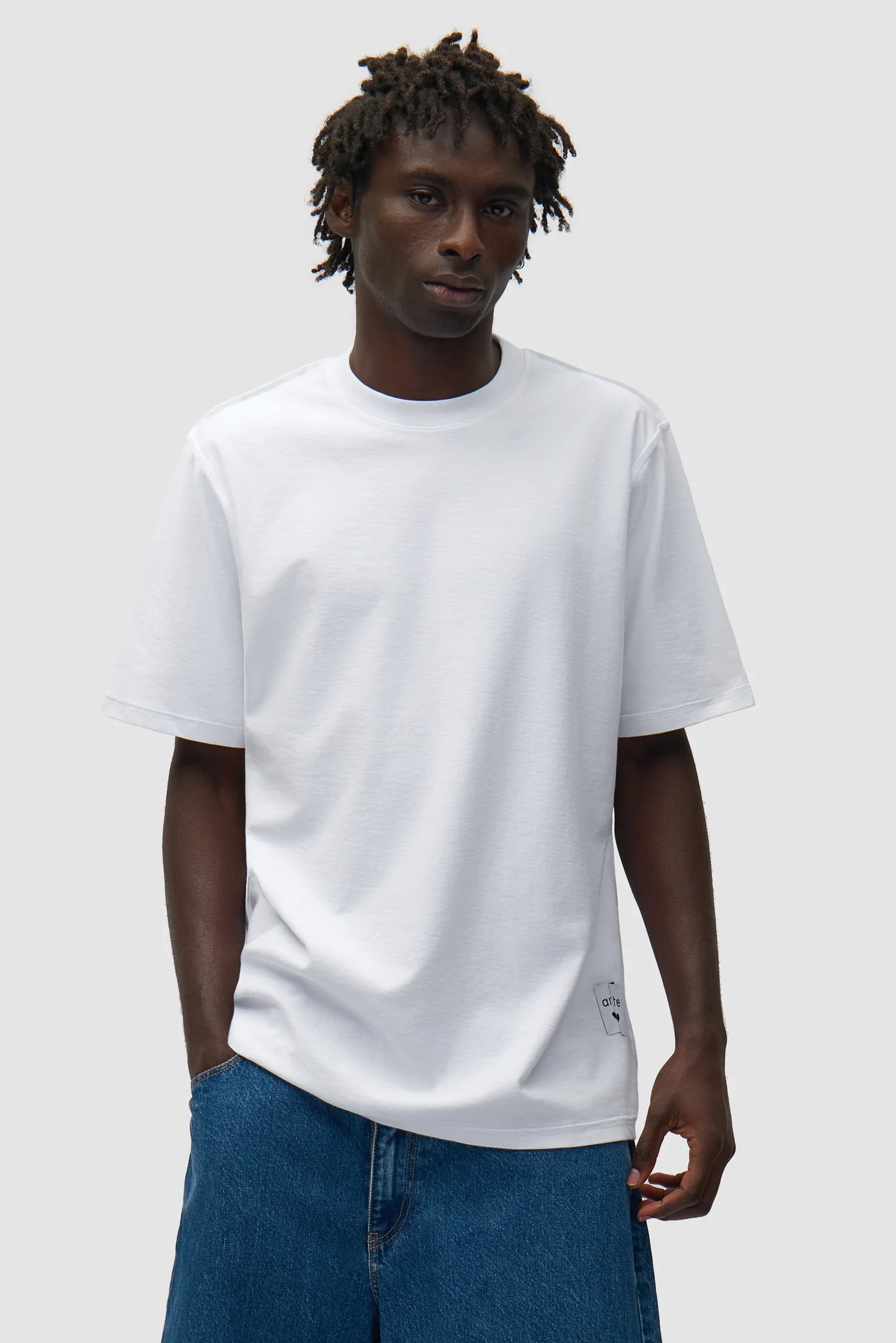 ARTE - REVERSIBLE LABEL T-SHIRT