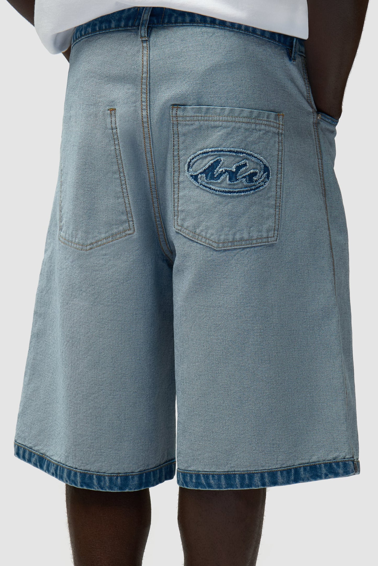 ARTE - DENIM INISIDE/OUT SHORTS