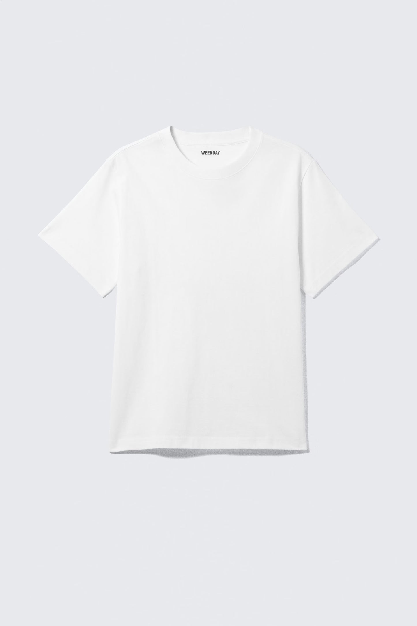 WEEKDAY - CLASSIC BOXY T-SHIRT