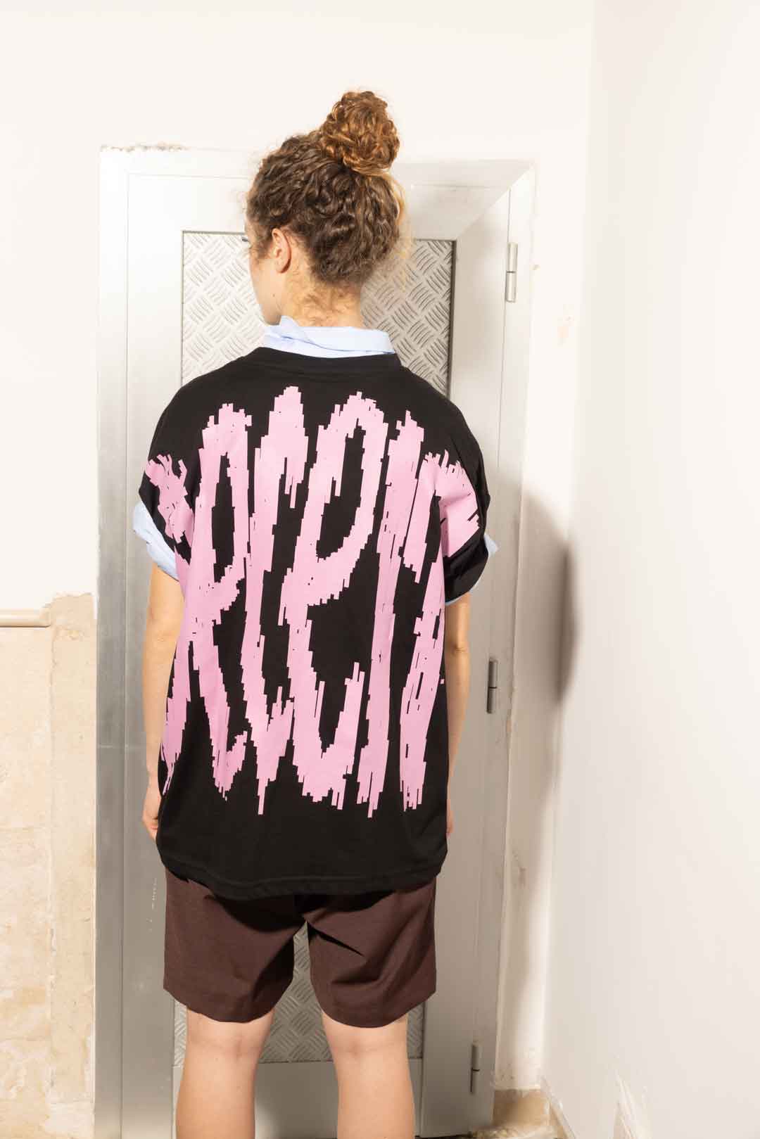 DECEIT - SCRATCHY TEE
