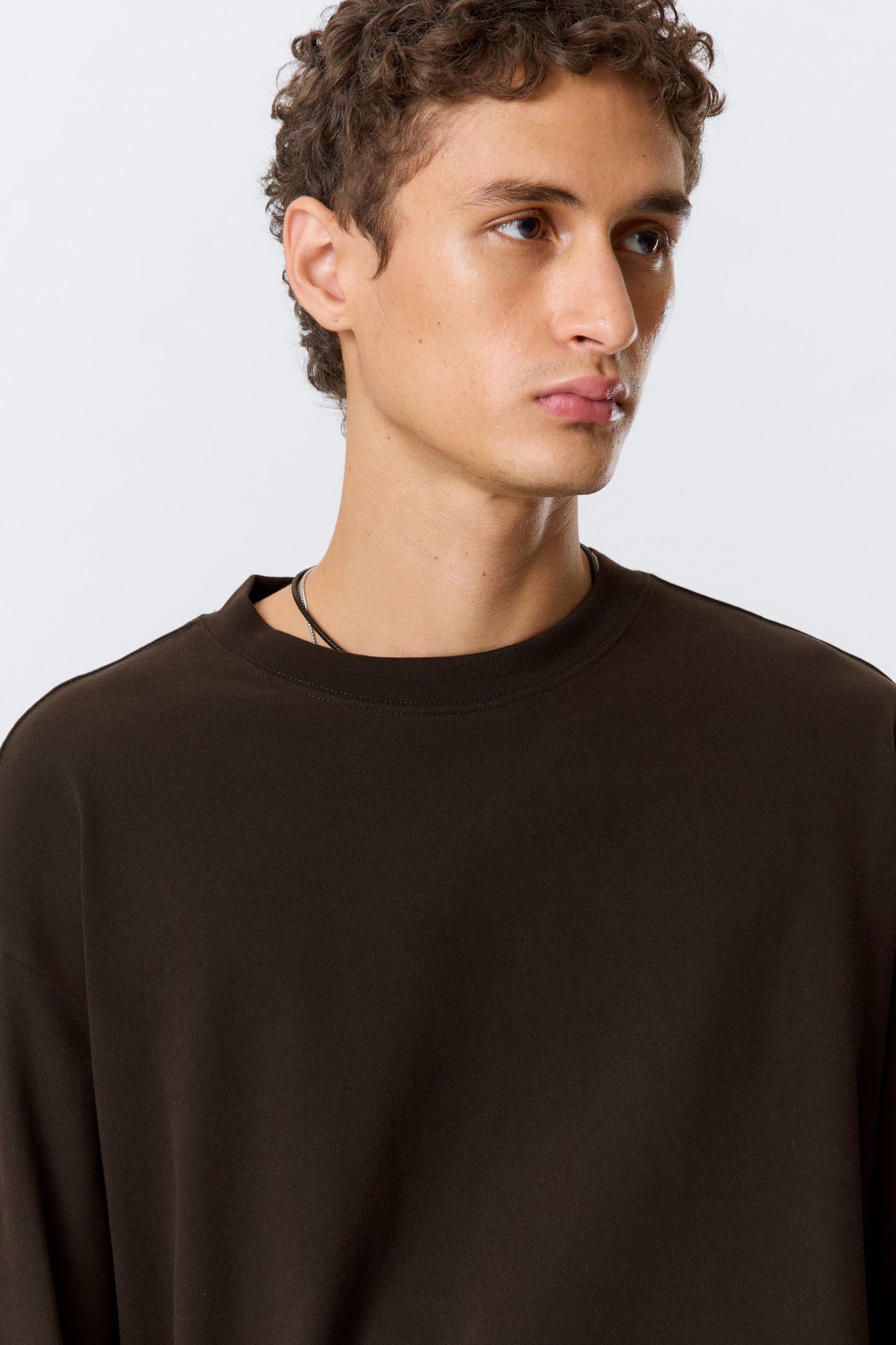 WEEKDAY - LOOSE BOXY LONG-SLEEVED T-SHIRT